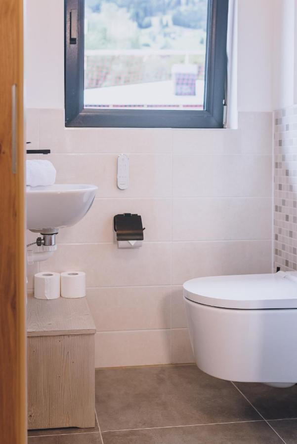 Premium Areit By We Rent, Summercard Included *